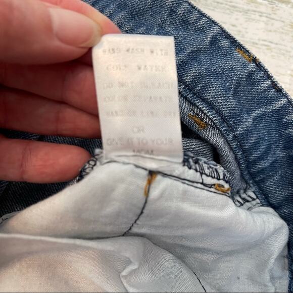 High Rise Waist Denim Jean Short Shorts Raw Fringe Hem Medium Wash Small - Picture 5 of 5